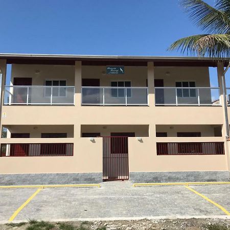 Recanto Lorenzi - Apartamentos อูบาตูบา ภายนอก รูปภาพ