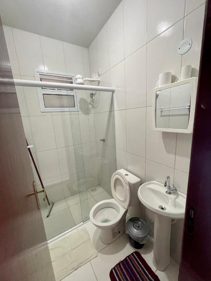 Recanto Lorenzi - Apartamentos อูบาตูบา ภายนอก รูปภาพ